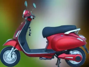 Red color Avon E Scooter